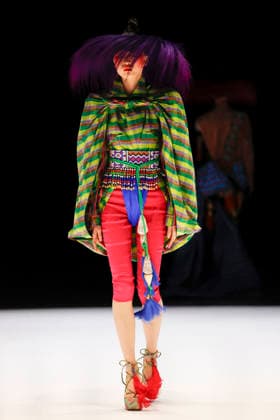 September 1, 2026, Tokyo, Japan: A model wearing fashion designer Jaggy Glarino s collection walks down the runway during the BENCH Fashion Show Threads of Dreams , part of the Rakuten Fashion Week TOKYO 2027 Spring Summer Collection. BENCH is the largest fashion and lifestyle brand in Philippines. The fashion week runs from August 31 to September 5. Tokyo Japan  - ZUMAm191 20260901_aap_m191_024 Copyright: xRodrigoxReyesxMarinx