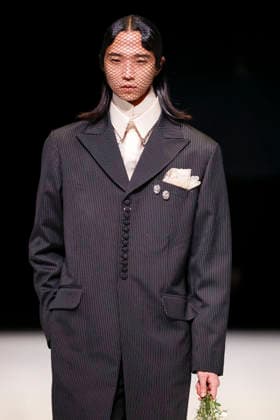 September 1, 2026, Tokyo, Japan: A model wearing fashion designer Joey Samson s collection walks down the runway during the BENCH Fashion Show Threads of Dreams , part of the Rakuten Fashion Week TOKYO 2027 Spring Summer Collection. BENCH is the largest fashion and lifestyle brand in Philippines. The fashion week runs from August 31 to September 5. Tokyo Japan  - ZUMAm191 20260901_aap_m191_053 Copyright: xRodrigoxReyesxMarinx