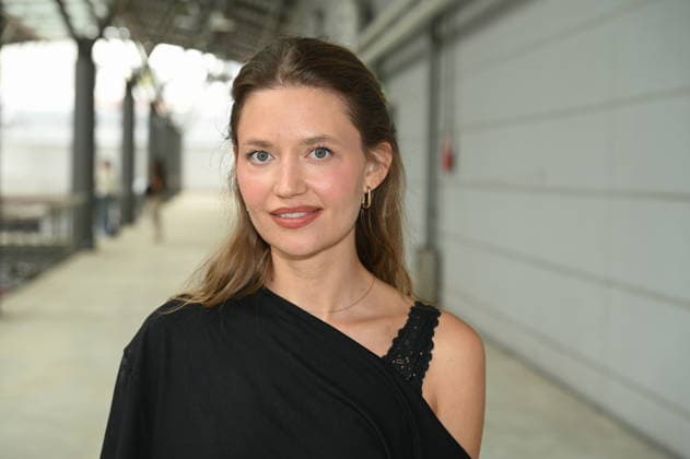 Schauspielerin Amrei Haardt posiert beim grossen Fantreffen und Preisverleihung der RTL Serie Unter Uns
