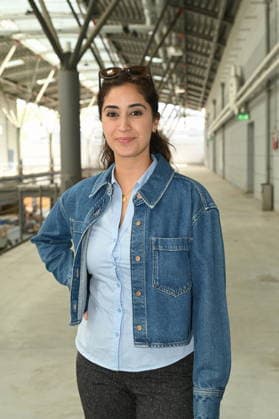 Schauspielerin Özge Delioglan posiert beim grossen Fantreffen und Preisverleihung der RTL Serie Unter Uns