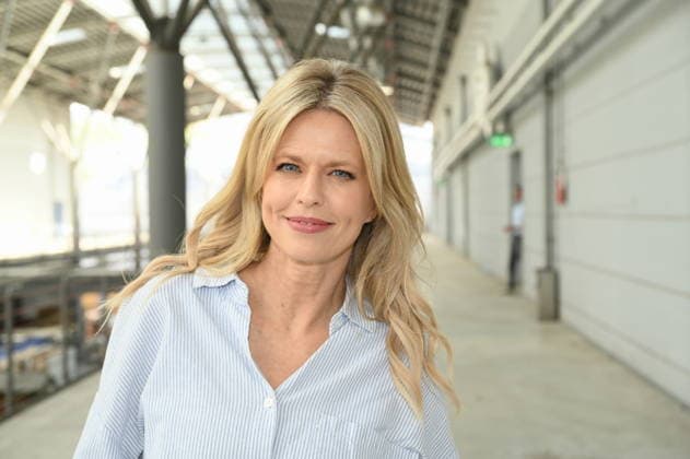 Schauspielerin Miriam Lahnstein posiert beim grossen Fantreffen und Preisverleihung der RTL Serie Unter Uns