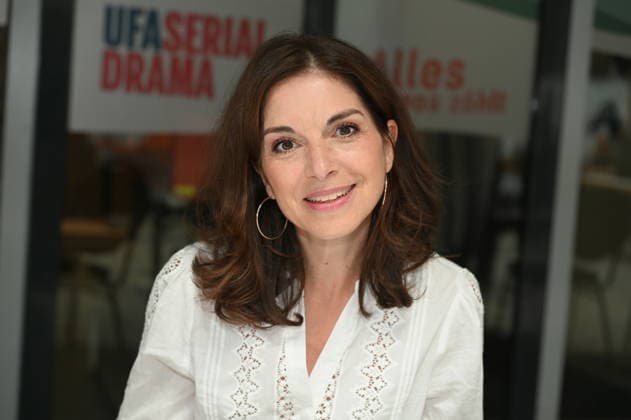 Schauspielerin Bianca Hein posiert beim grossen Fantreffen und Preisverleihung der RTL Serie Unter Uns
