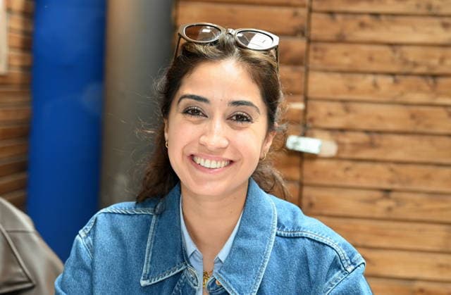 Schauspielerin Özge Delioglan posiert beim grossen Fantreffen und Preisverleihung der RTL Serie Unter Uns