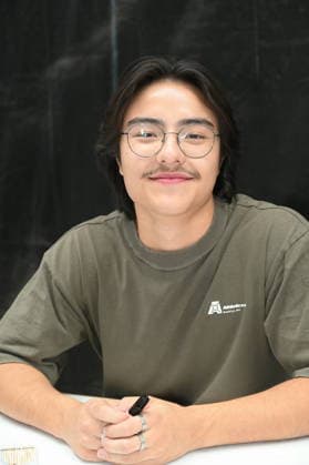 Schauspieler Cecil Schuster posiert beim grossen Fantreffen und Preisverleihung der RTL Serie Unter Uns
