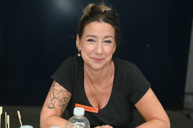 Schauspielerin Isabell Hertel posiert beim grossen Fantreffen und Preisverleihung der RTL Serie Unter Uns