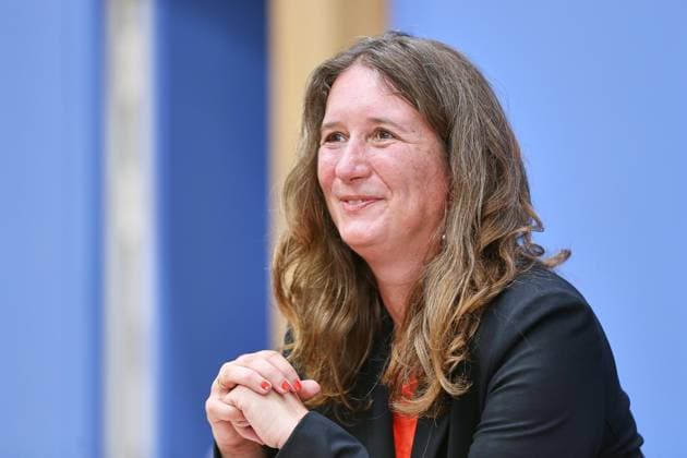 Berlin, Deutschland, 01.09.2026: Bundespressekonferenz: Wohnungskrise wird zur Sozialstaatskrise: Mieterbund legt aktuellen Mietenreport vor: Gwendolyn Stilling, GKS Consult, Autorin des Mietenreports 2026 *** Berlin, Germany, September 1, 2026 Federal Press Conference: Housing Crisis Becomes a Crisis for the Welfare State Tenants Association Presents Latest Rent Report Gwendolyn Stilling, GKS Consult, author of the 2026 Rent Report Copyright: xdtsxNachrichtenagenturx dts_132242
