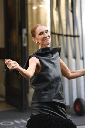 Celine Dion Outside The Royal Monceau - Paris Celine Dion outside the Le Royal Monceau hotel greeted by her fans who sing her one of her songs in Paris, France on September 1, 2026. Photo by Florian Poitout ABACAPRESS.COM Paris France  Copyright: xPoitoutxFlorian ABACAx