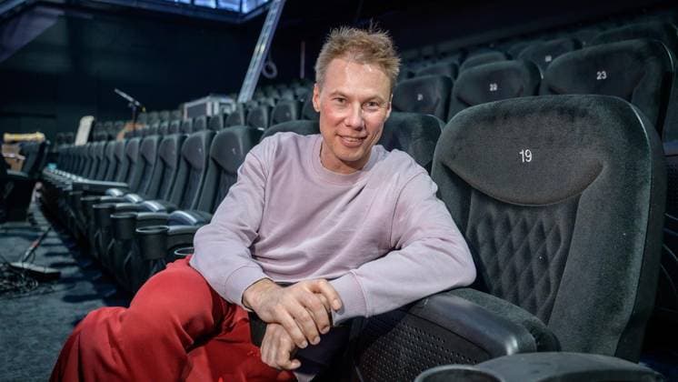 Essen: Proben zur neuen Show Groove im GOP ** NUR FÜR REDAKTIONELLE ZWECKE ** EDITORIAL USE ONLY **<p>Show-Direktor Aleks Uvarov am Dienstag, den 1. September 2026, bei den Proben zur neuen Show Groove im GOP Artistical Theater an der Rottstraße in Essen. Deutschland NRW Bochum Copyright: UwexErnst