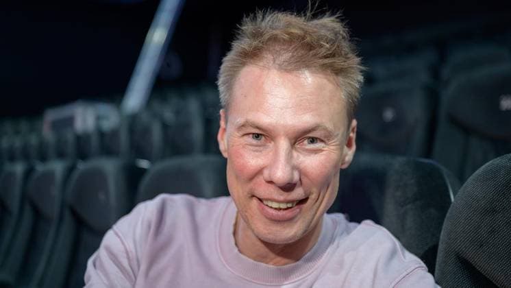Essen: Proben zur neuen Show Groove im GOP ** NUR FÜR REDAKTIONELLE ZWECKE ** EDITORIAL USE ONLY **<p>Show-Direktor Aleks Uvarov am Dienstag, den 1. September 2026, bei den Proben zur neuen Show Groove im GOP Artistical Theater an der Rottstraße in Essen. Deutschland NRW Bochum Copyright: UwexErnst