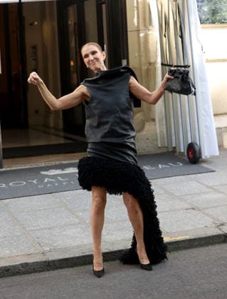 Celebrity, Celine Dion in Paris #3 CÃ line Dion leaves her apartment in Paris for the rehearsals of her shows CÃ line Dion leaves her apartment in Paris for the rehearsals of her shows in Paris, France on September 1, 2026  Copyright: xDidierxFereyx