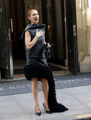 Celebrity, Celine Dion in Paris #3 CÃ line Dion leaves her apartment in Paris for the rehearsals of her shows CÃ line Dion leaves her apartment in Paris for the rehearsals of her shows in Paris, France on September 1, 2026  Copyright: xDidierxFereyx