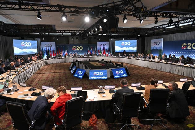 G20 Finance Ministers and Central Bank Governors Meeting In Asheville, North Carolina ASHEVILLE, USA - SEPTEMBER 1: World leaders in finance take part in the second day of the G20 summit of the Finance Ministers and Central Bank Governors Meeting at the Omni Grove Park Inn in Asheville, NC, United States on September 01, 2026. US Treasury Secretary Scott Bessent is hosting a two-day meeting of the Group of 20 world leaders in finance. Peter Zay Anadolu North Carolina United States. Editorial use only. Please get in touch for any other usage.  Copyright: x2026xAnadoluxPeterxZayx
