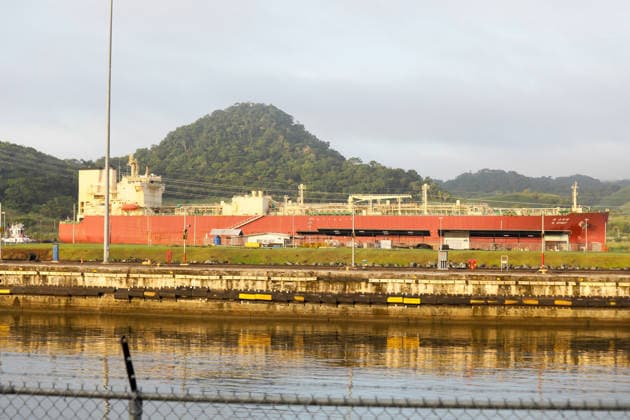 Panama Canal faces further transit restrictions PANAMA CITY, PANAMA - SEPTEMBER 01: The South Korean-flagged vessel SK Gas LTD makes history when it crosses the Panama Canal after paying $5.3 million for priority passage, an all-time record caused by the severe drought resulting from the El Nino phenomenon, which is putting further pressure on hydrocarbon prices already strained by the near-total closure of the Strait of Hormuz in Panama City, Panama on September 01, 2026. The canal, through which 5% of global maritime trade passes, reduces the number of ships allowed to transit daily from 36 to 34 starting September 3. Twelve days later, that number drops to 32 to conserve the fresh water needed for operations. The interoceanic waterway op  Copyright: x2026xAnadoluxDanielxGonzalezx