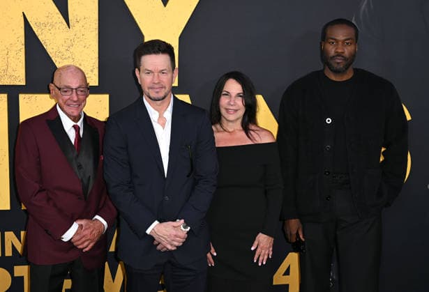 ˜By Any Means™ Los Angeles Premiere Gregory J. Scarpa Jr., Mark Wahlberg, Linda Scarpa and Yahya Abdul-Mateen II arriving to the By Any Means Los Angeles premiere held at the Paramount Theatre on September 1, 2026 in Los Angeles, CA. Los Angeles Paramount Theatre California USA Copyright: xLeexWattx xAFF-USA.COMx