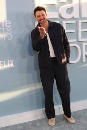 LOS ANGELES, CALIFORNIA - SEPTEMBER 1:Dylan Efron attends the Los Angeles Premiere of Netflix s Earl Meets World on September 01, 2026 Credit: USA - ZUMAa123 20260901_zaa_a123_204 Copyright: xAdMediax