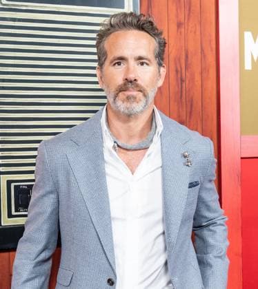 September 1, 2026, Bronx, New York, USA: Ryan Reynolds wearing suit by Brunello Cucinelli attends premiere of Apple TV Original Films Mayday at AMC Lincoln Square in New York, NY on September 1, 2026. Bronx USA - ZUMAr339 20260901_znp_r339_054 Copyright: xLevxRadinx