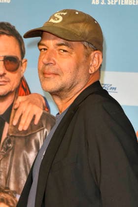 ABB GEWISSEETWAS- Marc Rothemund Regisseur zu Gast auf dem roten Teppich bei der NRW Kino Film Premiere Das gewisse Etwas im Kino Cinedom am 01.SEPTEMBER 2026 in Koeln NRW Deutschland *** ABB Das gewisse Etwas Director Marc Rothemund Makes a Guest Appearance on the Red Carpet at the NRW Kino Film Premiere of Das gewisse Etwas at the Cinedom Movie Theater on September 1, 2026, in Cologne, North Rhine-Westphalia, Germany