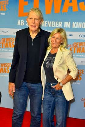 ABB GEWISSEETWAS- Alexander von der Groeben, Ulrike von der Groeben Ehepaar zu Gast auf dem roten Teppich bei der NRW Kino Film Premiere Das gewisse Etwas im Kino Cinedom am 01.SEPTEMBER 2026 in Koeln NRW Deutschland *** ABB Das gewisse Etwas Alexander von der Groeben and Ulrike von der Groeben, a married couple, attended the red carpet event for the NRW Kino film premiere of Das gewisse Etwas at the Cinedom theater on September 1, 2026, in Cologne, North Rhine-Westphalia, Germany