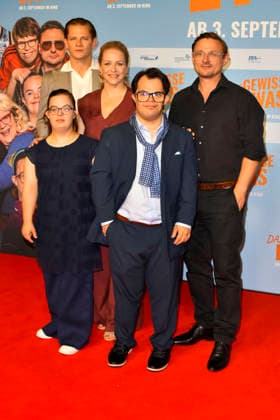 ABB GEWISSEETWAS- Jasmin Schwiers, Florian Lukas, Max von der Groeben, Antonia Riet, Frangiskos Kakoulakis zu Gast auf dem roten Teppich bei der NRW Kino Film Premiere Das gewisse Etwas im Kino Cinedom am 01.SEPTEMBER 2026 in Koeln NRW Deutschland