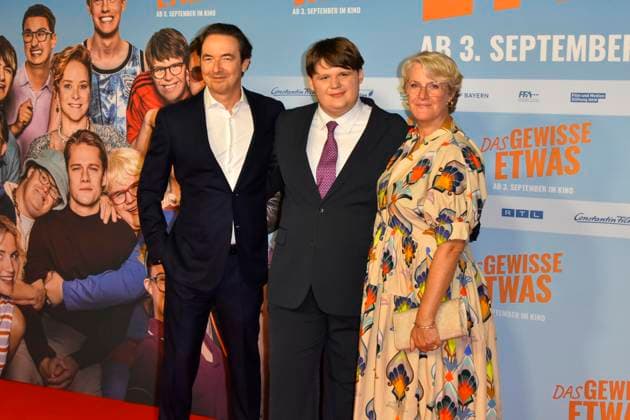 ABB GEWISSEETWAS- Martin Bachmann, Timon Heinzl, Viola Jaeger zu Gast auf dem roten Teppich bei der NRW Kino Film Premiere Das gewisse Etwas im Kino Cinedom am 01.SEPTEMBER 2026 in Koeln NRW Deutschland