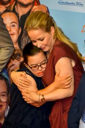 Entertainment Bilder des Tages #2 ABB GEWISSEETWAS- Jasmin Schwiers, Antonia Riet zu Gast auf dem roten Teppich bei der NRW Kino Film Premiere Das gewisse Etwas im Kino Cinedom am 01.SEPTEMBER 2026 in Koeln NRW Deutschland *** ABB GEWISSEETWAS: Jasmin Schwiers and Antonia Riet appeared on the red carpet at the NRW Kino film premiere of *Das gewisse Etwas* at the Cinedom theater on September 1, 2026, in Cologne, North Rhine-Westphalia, Germany