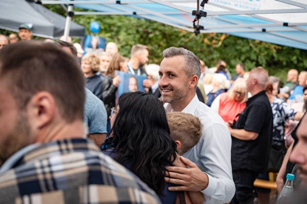Demokratiefest Haldensleben mit dem AfD-Spitzenkandidaten Ulrich Siegmund, der rund drei Stunden vor Ort teilnimmt;Wahlkampfveranstaltung AfD Demokratiefest in Haldensleben Landtagswahl Sachsen-Anhalt 2026, Haldensleben Sachsen-Anhalt Deutschland Schützenhaus der Schützengilde *** Haldensleben Democracy Festival featuring AfD lead candidate Ulrich Siegmund, who will be on site for about three hours; AfD campaign event at the Democracy Festival in Haldensleben; 2026 Saxony-Anhalt state election; Haldensleben, Saxony-Anhalt, Germany; Schützenhaus of the Schützengilde