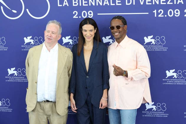 Venise 2026 Photocall NB Ted Hope, Carolina Cavalli, Akinola Davies Jr. attends Jury Photocall as part of the 83th Venice International Film Festival at the Lido in Venice, Italy on September 02, 2025. Photo by Nasser Berzane ABACAPRESS.COM Venise  Copyright: xBerzanexNasser ABACAx