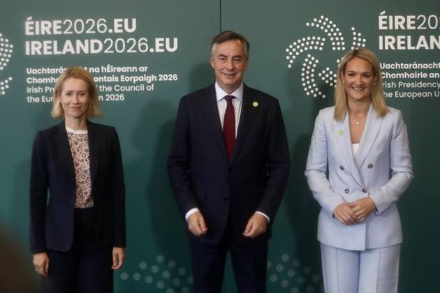 Informal Meeting of EU Foreign Affairs Ministers (Gymnich) in Ireland WICKLOW, IRELAND - SEPTEMBER 02: Kaja Kallas (L) and Helen McEntee (R) pose with Andrii Sybiha,Ukraine’s Minister of Foreign Affairs, at the Gymnich family photo in Wicklow, Ireland on September 02, 2026. Mostafa Darwish Anadolu Wicklow Ireland. Editorial use only. Please get in touch for any other usage.  Copyright: x2026xAnadoluxMostafaxDarwishx