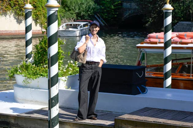 Bianca Balti arrives at Venice Lido in Italy - 2 Sept 2026 Bianca Balti arrives at the Hotel Excelsior Venice Lido to attend the Venice Film Festival 2026. Venice Lido Italy Copyright: xMarioxCartellix xSOPAxImagesx _DSC5662