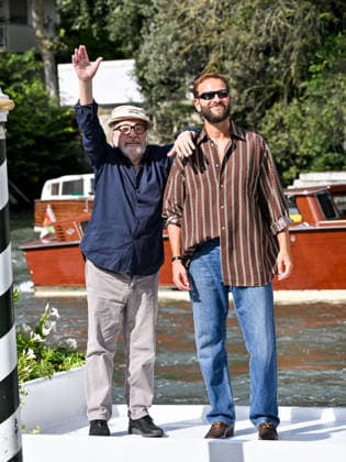 IPA88031672 - Venice, 83rd Venice International Film Festival 2026 - Day 1 - Arrivals at the Excelsior Hotel pier - Pictured: Alessandro Borghi, Gianni Amelio  Copyright: xSimonexComix xPoolxPhotoxEventsx08x 88031672