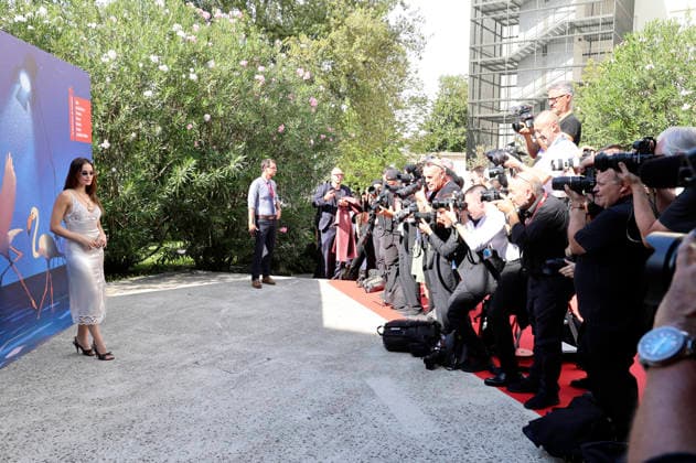 Emilia Schüle bei der Premiere des Kinofilms Das Mädchen mit der Leica La ragazza con la Leica The Girl with the Leica auf der Biennale di Venezia 2023 83. Internationale Filmfestspiele von Venedig im Sala Darsena. Venedig, 02.09.2026