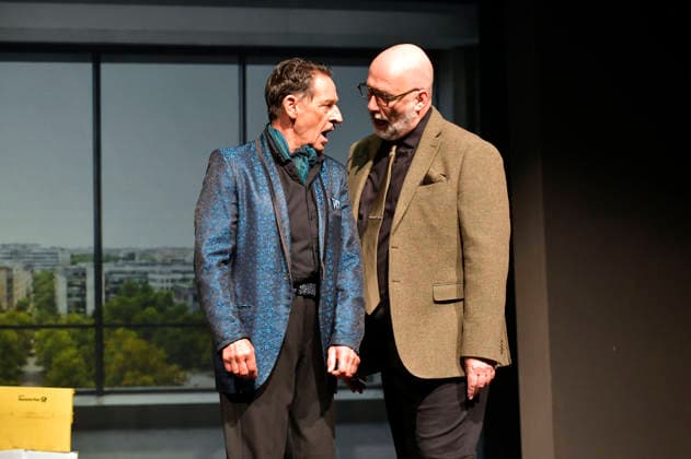 Max Tidof und Martin Molitor bei der Fotoprobe zum Theaterstück Putsch - Anleitung zur Zerstörung einer Demokratie im Schlosspark Theater. Berlin, 02.09.2026