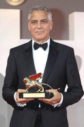 George Clooney mit den Goldenen Löwen für sein Lebenswerk auf der Biennale di Venezia 2023 83. Internationale Filmfestspiele von Venedig im Palazzo del Cinema. Venedig, 02.09.2026
