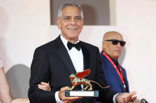 George Clooney mit den Goldenen Löwen für sein Lebenswerk auf der Biennale di Venezia 2023 83. Internationale Filmfestspiele von Venedig im Palazzo del Cinema. Venedig, 02.09.2026
