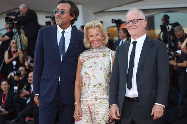 Grancois Breavoine, Iris Knobloch und Thierry Fremaux bei der Opening Ceremony mit der Premiere des Kinofilms Ink auf der Biennale di Venezia 2023 83. Internationale Filmfestspiele von Venedig im Palazzo del Cinema. Venedig, 02.09.2026