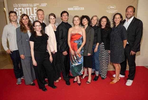 Premiere GENTLE MONSTER Marie Kreutzer Jella Haase Laurence Rupp Alexander Glehr Johanna Scherz Janine Jackowski Alex Roehl (MBB) Jan Rost (Delphi) Alamode Anton Rubtsov Judith Kaufmann Ulrike Kofler Myrna Wolff Katrin Rönicke (Moderation) Premiere von GENTLE MONSTER im Delphi Filmpalast Kino in Berlin Copyright: xEventpressx
