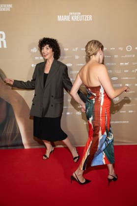 Premiere GENTLE MONSTER Marie Kreutzer Jella Haase Premiere von GENTLE MONSTER im Delphi Filmpalast Kino in Berlin Copyright: xEventpressx