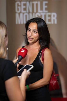 Premiere GENTLE MONSTER Gizem Emre im Interview Premiere von GENTLE MONSTER im Delphi Filmpalast Kino in Berlin Copyright: xEventpressx