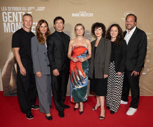 Premiere GENTLE MONSTER Marie Kreutzer Jella Haase Laurence Rupp Alexander Glehr Johanna Scherz Janine Jackowski Alex Roehl (MBB) Jan Rost (Delphi) Alamode Anton Rubtsov Judith Kaufmann Ulrike Kofler Myrna Wolff Katrin Rönicke (Moderation) Premiere von GENTLE MONSTER im Delphi Filmpalast Kino in Berlin Copyright: xEventpressx