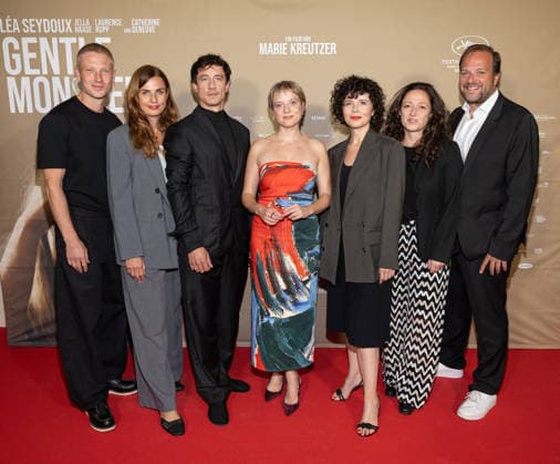 Premiere GENTLE MONSTER Marie Kreutzer Jella Haase Laurence Rupp Alexander Glehr Johanna Scherz Janine Jackowski Alex Roehl (MBB) Jan Rost (Delphi) Alamode Anton Rubtsov Judith Kaufmann Ulrike Kofler Myrna Wolff Katrin Rönicke (Moderation) Premiere von GENTLE MONSTER im Delphi Filmpalast Kino in Berlin Copyright: xEventpressx
