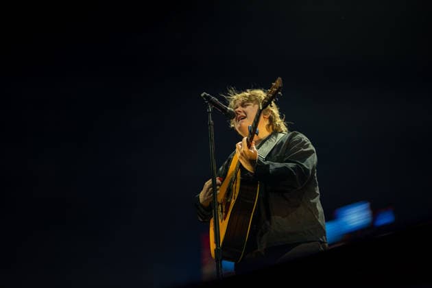Der schottische Sänger Lewis Capaldi bei seinem Auftritt beim Superbloom im Olympiapark in München. München Olympiapark Bayern Deutschland