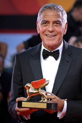 George Clooney poses on the red carpet after receiving the Golden Lion for Lifetime Achievement Award during the Opening Ceremony the 83rd Venice International Film Festival at Sala Grande on September 2, 2026 in Venice, Italy.  VFF20260902863 RoccoxSpaziani