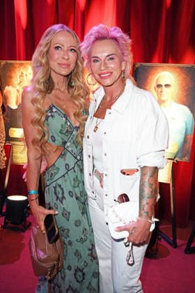 Jenny Elvers, Annika Kaersten-Hoenig beim PROMI BIG BROTHER REVEAL EVENT 2026 im Capitol Theater in Düsseldorf am 02.09.2026