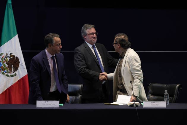 September 2, 2026, Mexico City, Mexico: Former Colombian President GUSTAVO PETRO delivered the keynote lecture Capital in the 21st Century: Political Economy of the Climate Crisis before students and attendees at the Alfonso Caso Auditorium in University City, organized by UNAMs University Program for Studies on Democracy, Justice and Society (PUEDJS). Among those in attendance were 1992 Nobel Peace Prize laureate RIGOBERTA MENCHU TUM and NADYA LAYLA RASHEED, Ambassador of the State of Palestine to Mexico. Mexico City Mexico - ZUMAl178 20260902_znp_l178_012 Copyright: xCristianxLeyvax