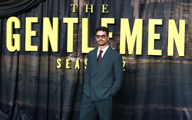 The Gentlemen Season Two World Premiere at Guildhall in London - 02 Sep 2026 Theo James attends The Gentlemen Season Two World Premiere at Guildhall. London United Kingdom Copyright: xFredxDuvalx xSOPAxImagesx FD_The_Gentlemen_12