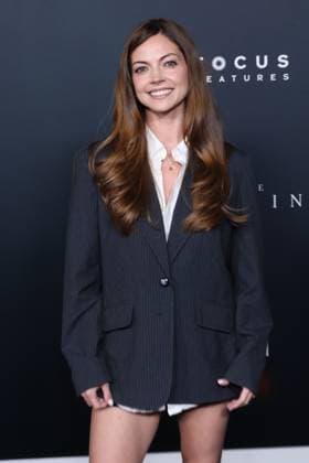 LOS ANGELES, CALIFORNIA - SEPTEMBER 02: Caitlin Carver at the Los Angeles premiere of Focus Features The Uprising at DGA Theater Complex on September 02, 2026 Credit: USA - ZUMAa123 20260902_zaa_a123_022 Copyright: xAdMediax
