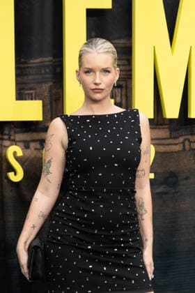 IPA88052983 - Lottie Moss arrives at the premiere of The Gentlemen Season 2  Copyright: xx xCristinaxMasseix 88052983