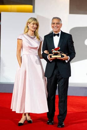 Laura Dern and George Clooney received the Honorary Golden Lion at the opening ceremony and the screening of the film *Ink* during the 83rd Venice International Film Festival, the Mostra on September 2, 2026 Pierre Perusseau Bestimage Celebrities attending the *Ink* screening and the opening ceremony of the 83rd Venice International Film Festival at the Sala Grande on September 2, 2026, in Venice, Italy Venice, Italy  Copyright: xPierrexPerusseaux xBestimagexPierrexPerusseaux xBestimagex