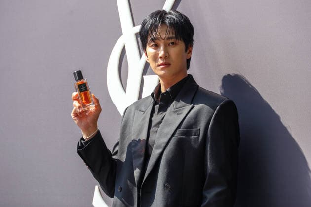 Entertainment Bilder des Tages South Korean stars attend opening of YSL Beauty store in Seoul South Korean actor Ahn Bo-hyun poses for photos during a photocall for the opening of the Saint Laurent Beauty boutique in Seongsu, Seoul, South Korea, on September 03, 2026. Seoul South Korea  Copyright: xMatrixxImagesx xJungxUi-Chelx