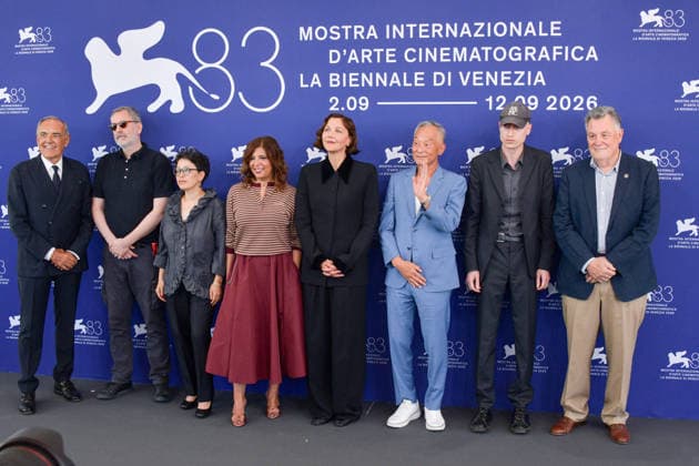 83rd Venice Film Festival Photocall on September 2 83rd Venice Film Festival Venice International Film Festival Jury Photocall Jury member Xavier Giannoli, Jury member Shahrbanoo Sadat, Jury member Kaouther Ben Hania, Jury President Maggie Gyllenhaal, Jury Member Johnnie To, Jury Member Daniel Blumberg, and Jury Member Francesco Casetti attend the Jury Photocall. Photos by Thomas Bohlen, Starface 459336, September 2, 2026, Venice, Italy Copyright: xThomasxBohlenx STAR_459336_116